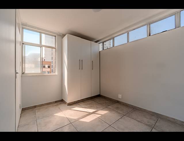 3 BEDROOM APARTMENT FOR SALE IN NORTH BEACH